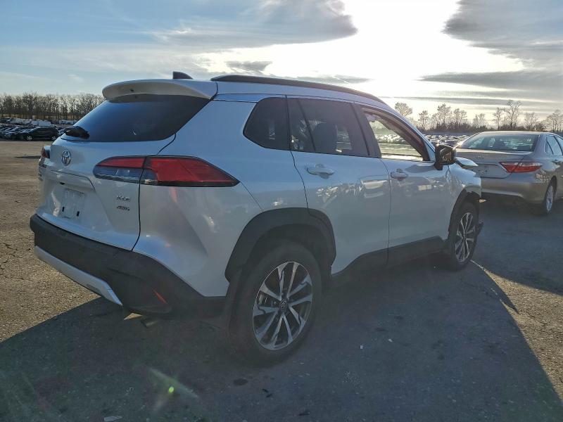 Фото 3 - TOYOTA COROLLA CR