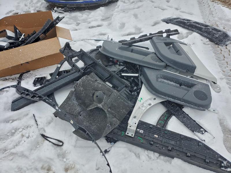 Фото 12 - HYUNDAI IONIQ