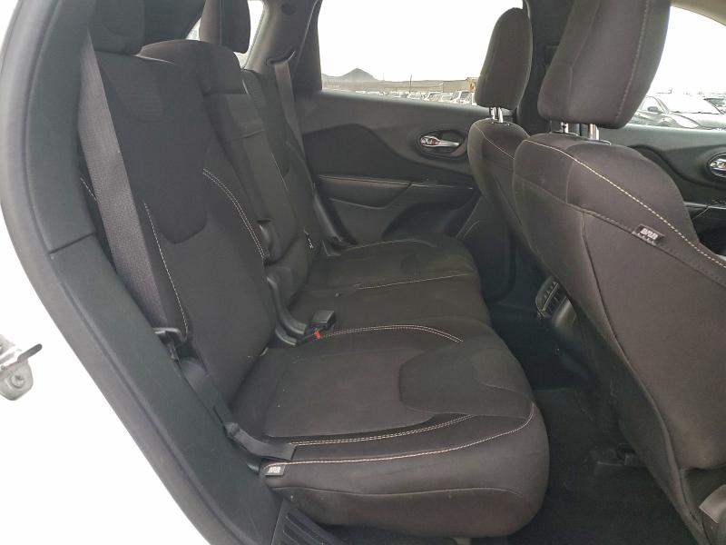 Фото 11 - JEEP GRAND CHER