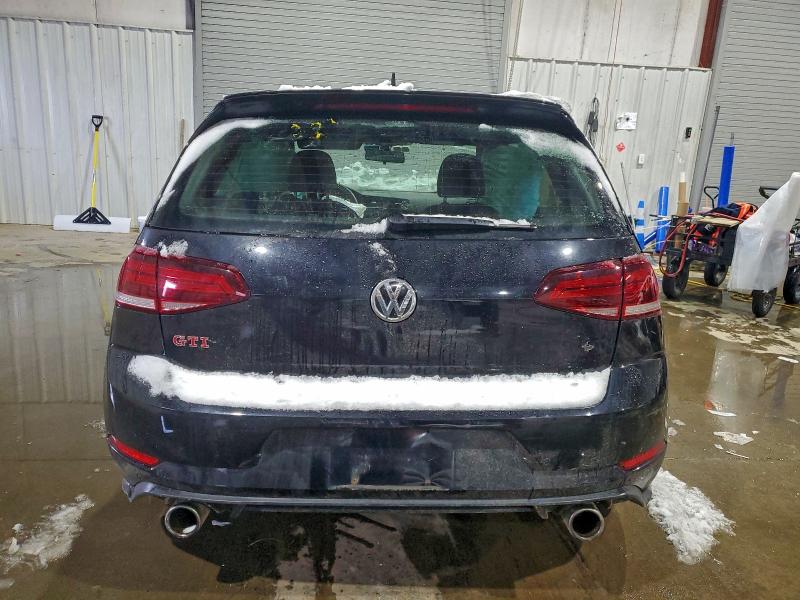 Фото 6 - VOLKSWAGEN GTI