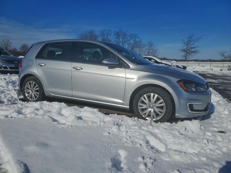 Фото 4 - VOLKSWAGEN GOLF