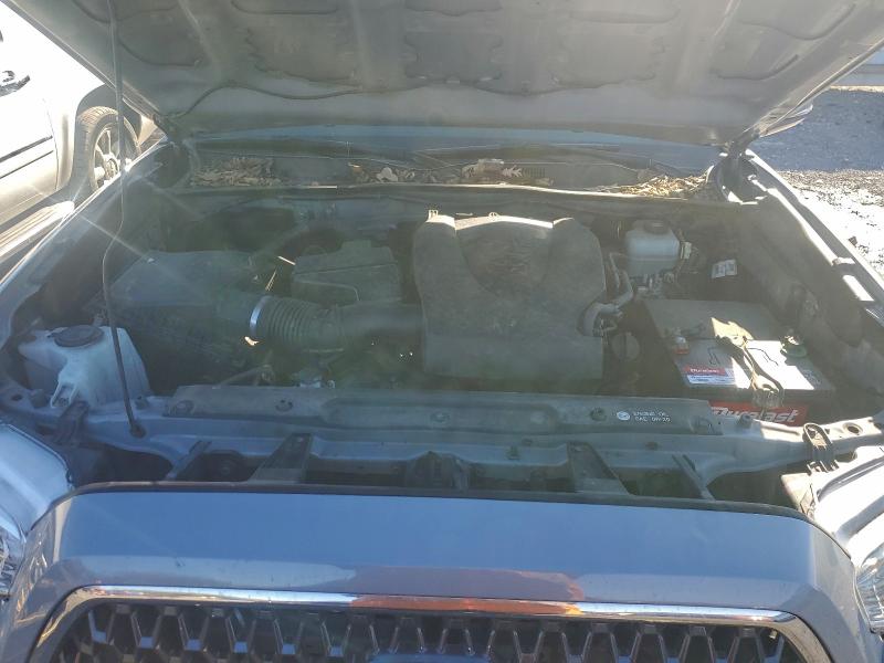 Фото 11 - TOYOTA TACOMA