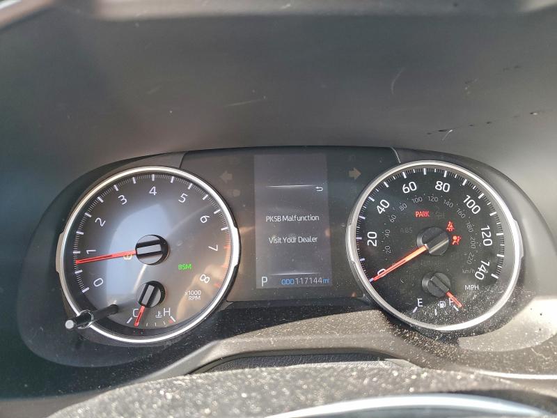 Фото 9 - TOYOTA RAV4