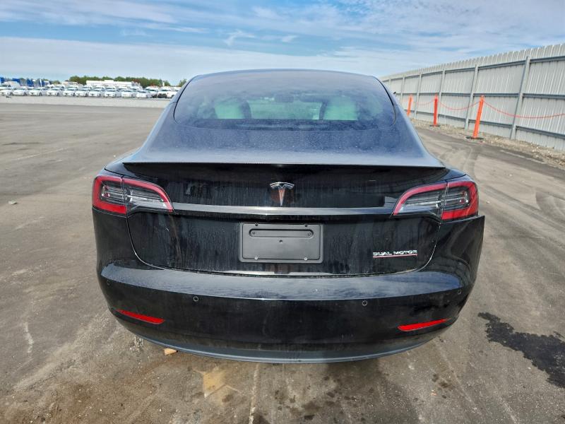 Фото 6 - TESLA MODEL 3