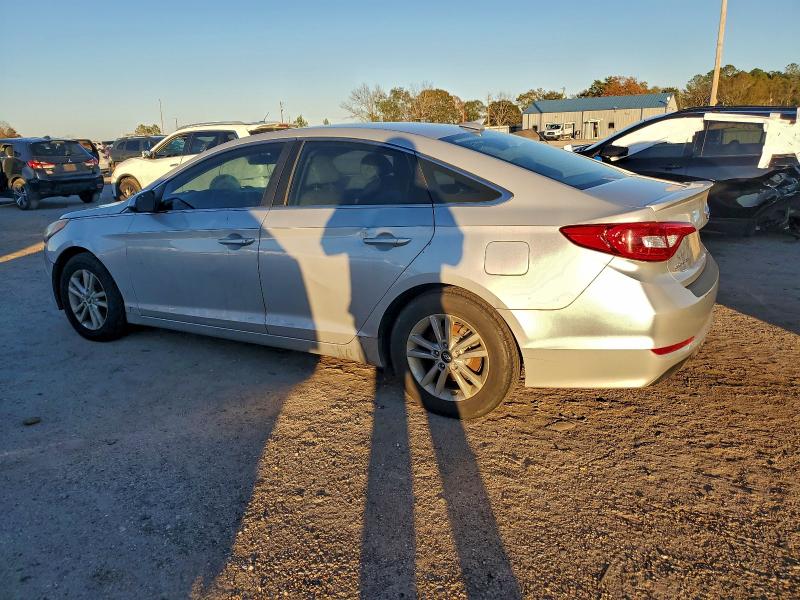 Фото 2 - HYUNDAI SONATA