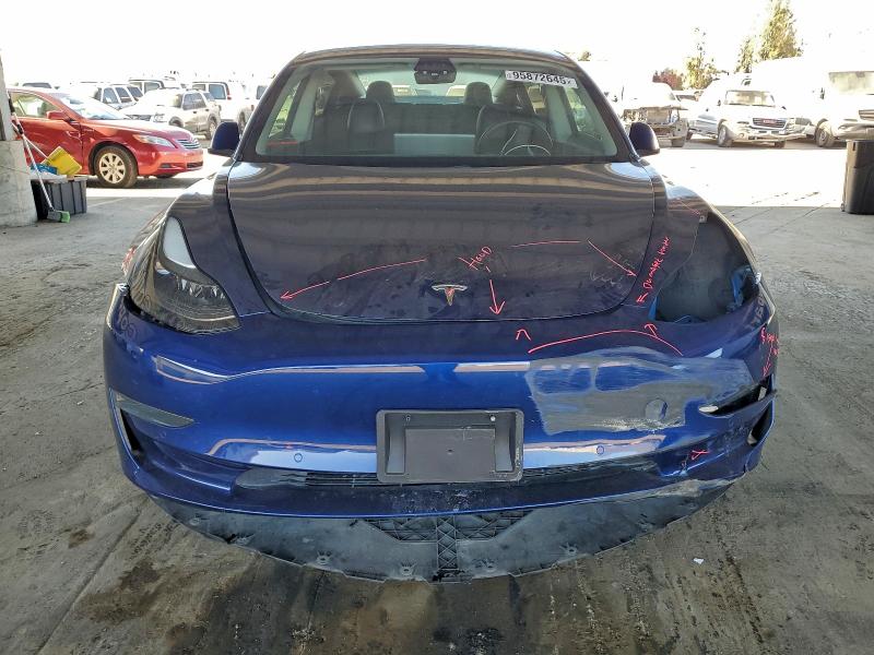 Фото 5 - TESLA MODEL 3