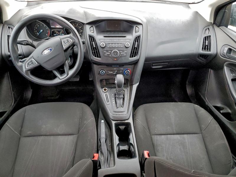 Фото 8 - FORD FOCUS