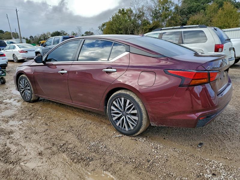 Фото 2 - NISSAN ALTIMA