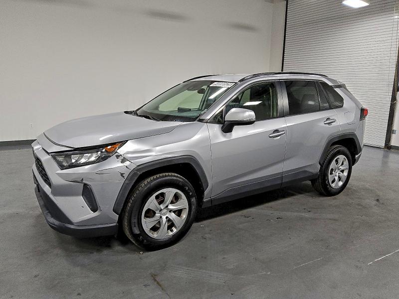 Фото 1 - TOYOTA RAV4