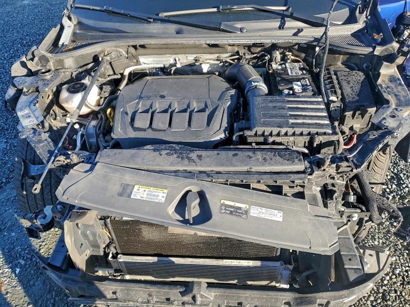 Фото 12 - AUDI Q3