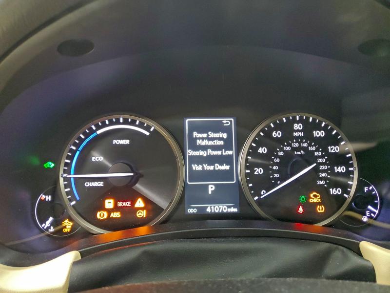 Фото 9 - LEXUS NX