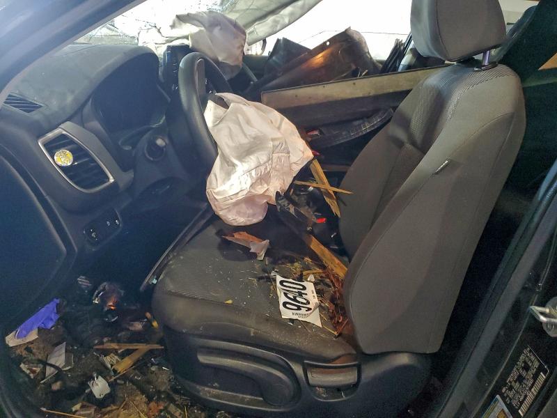 Фото 7 - KIA SELTOS