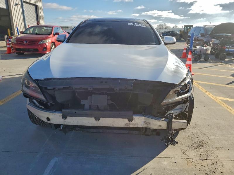 2015 HYUNDAI GENESIS