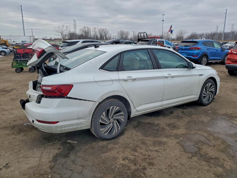 Фото 3 - VOLKSWAGEN JETTA