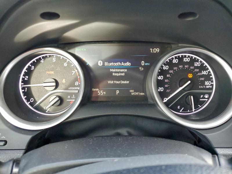 Фото 9 - TOYOTA CAMRY