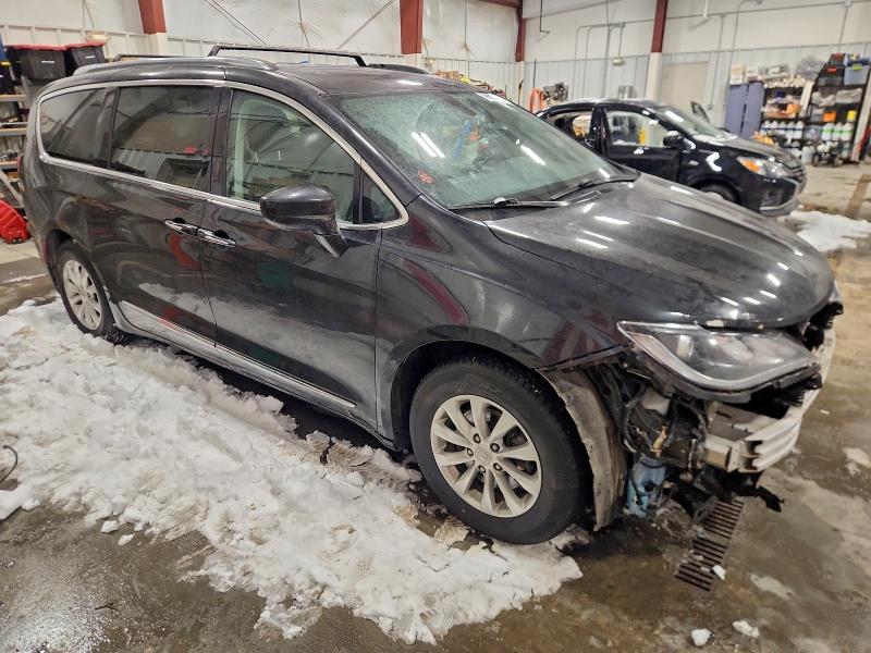 Фото 4 - CHRYSLER PACIFICA