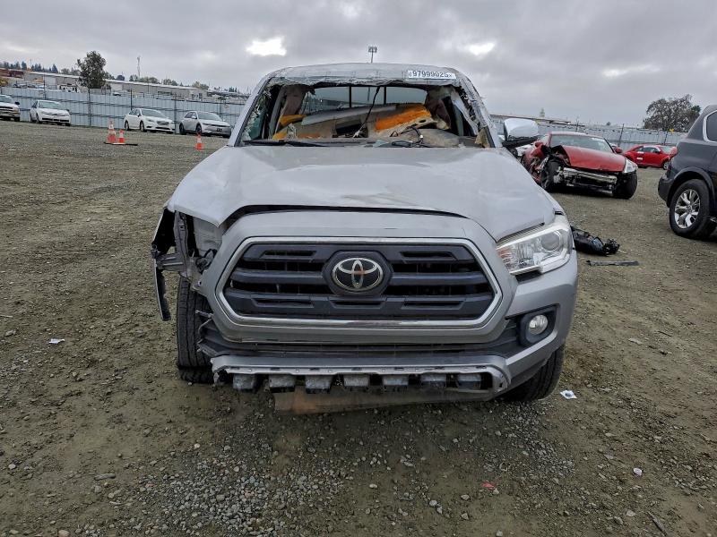 Фото 5 - TOYOTA TACOMA