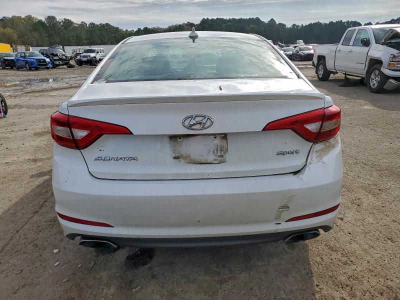 Фото 6 - HYUNDAI SONATA