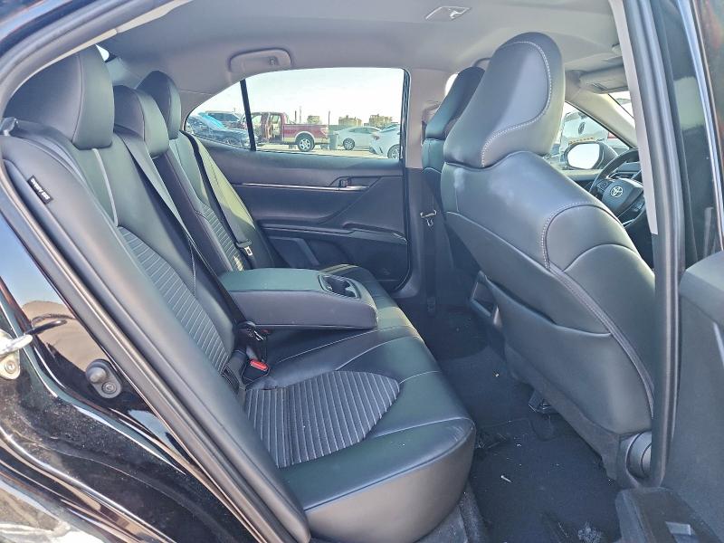 Фото 10 - TOYOTA CAMRY