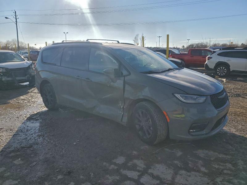 Фото 4 - CHRYSLER PACIFICA