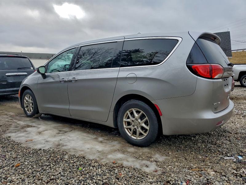 Фото 2 - CHRYSLER PACIFICA