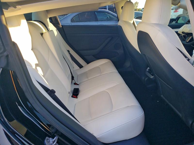 Фото 10 - TESLA MODEL 3