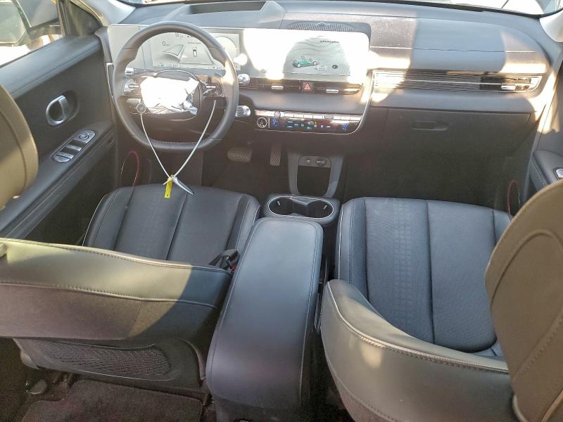 Фото 8 - HYUNDAI IONIQ