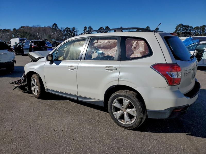 Фото 2 - SUBARU FORESTER