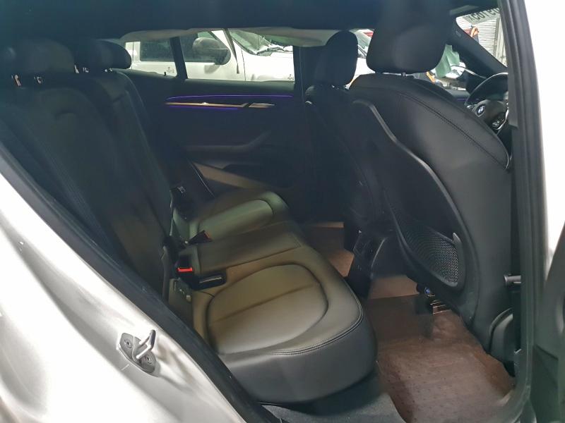 Фото 10 - BMW X2