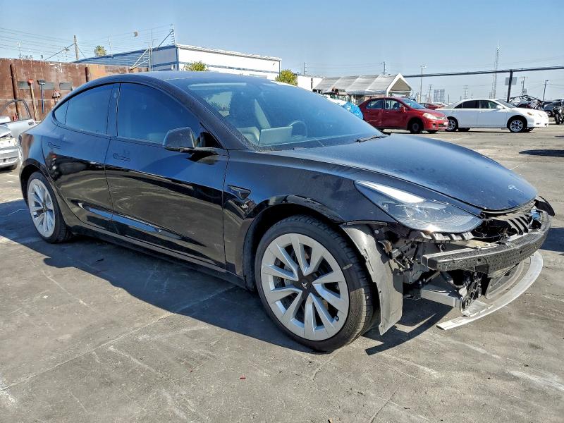 Фото 4 - TESLA MODEL 3