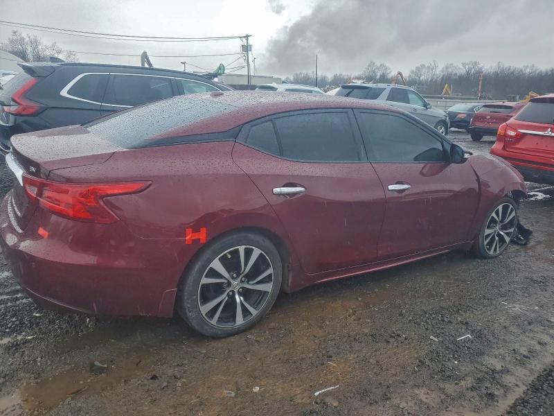 Фото 3 - NISSAN MAXIMA