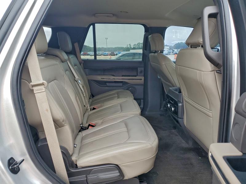 Фото 11 - FORD EXPEDITION