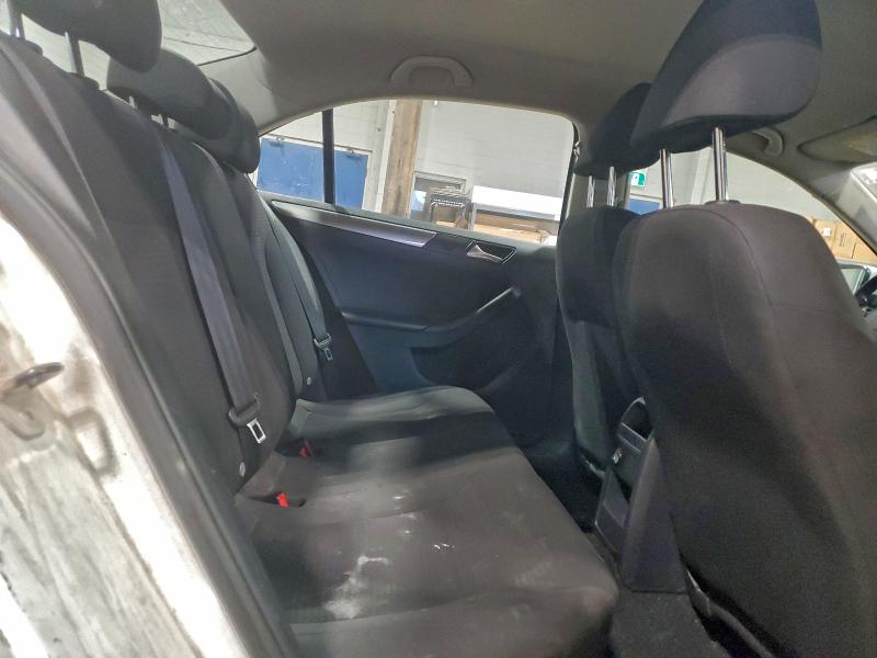 Фото 10 - VOLKSWAGEN JETTA