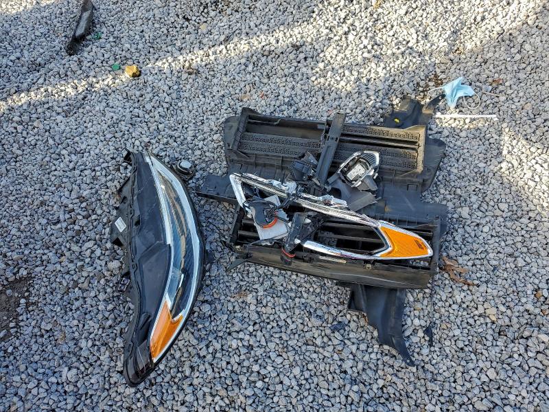 Фото 12 - FORD FUSION