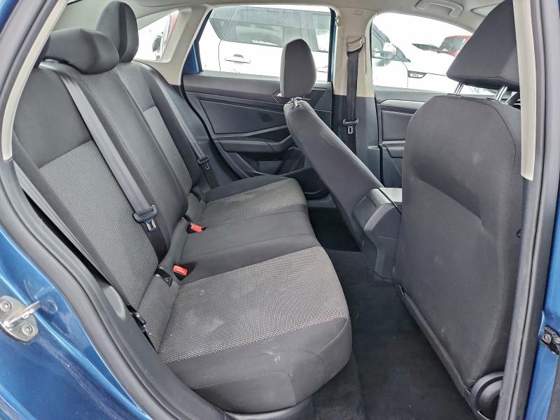 Фото 10 - VOLKSWAGEN JETTA