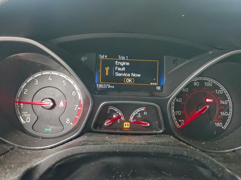 Фото 9 - FORD FOCUS