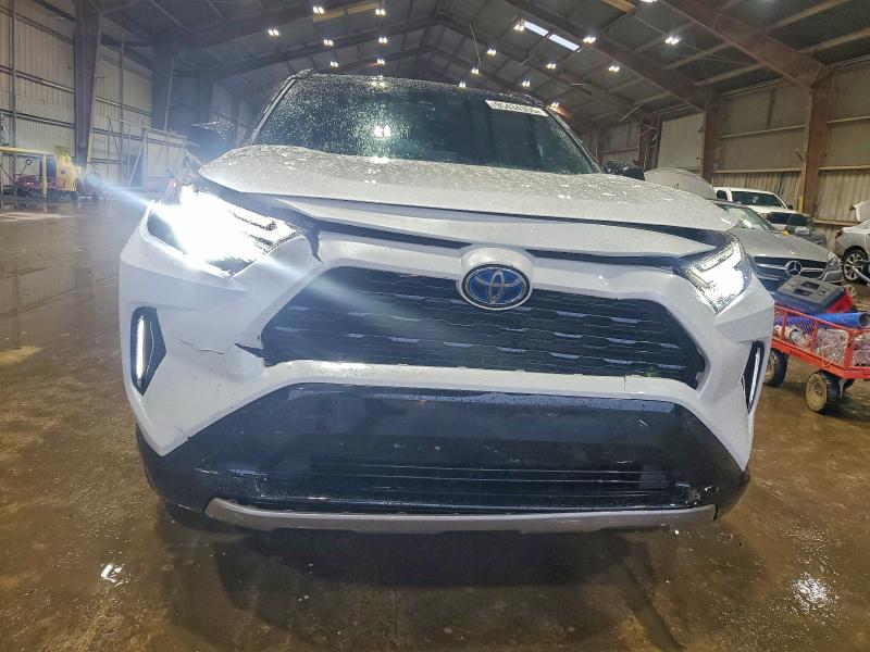 Фото 5 - TOYOTA RAV4