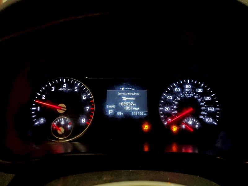 Фото 9 - KIA SORENTO