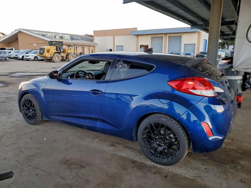 Фото 2 - HYUNDAI VELOSTER