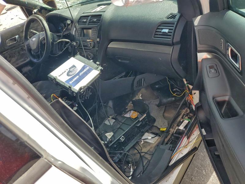 Фото 8 - FORD EXPLORER