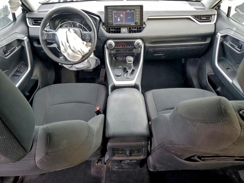 Фото 8 - TOYOTA RAV4