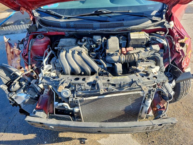 Фото 11 - NISSAN VERSA