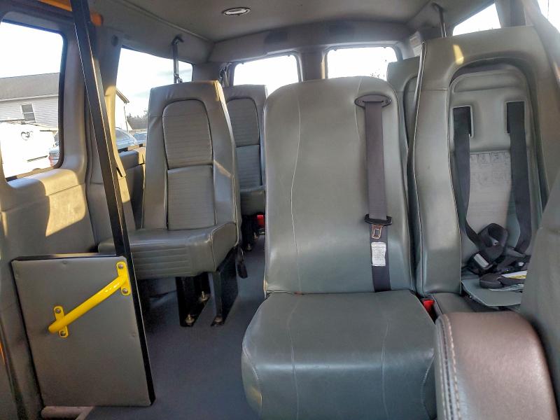 Фото 10 - GMC SAVANA