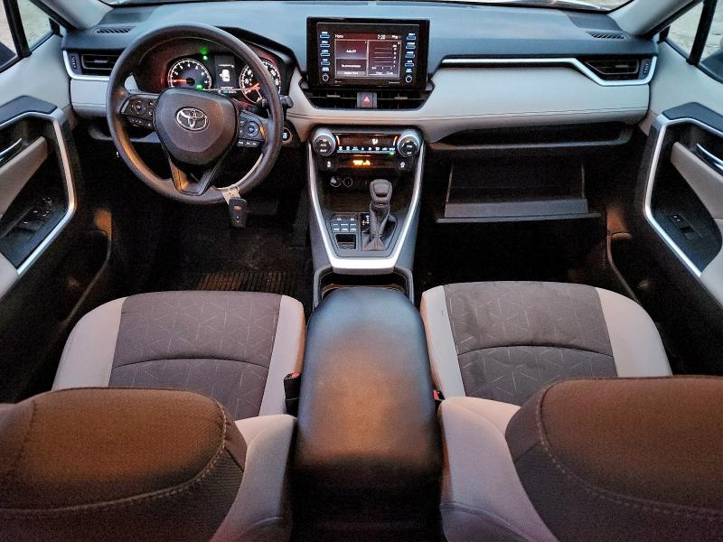 Фото 8 - TOYOTA RAV4