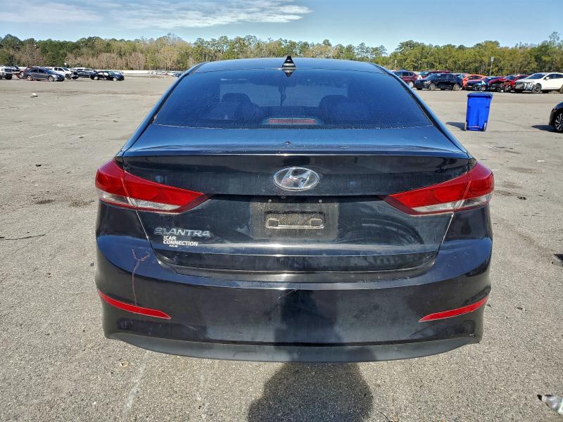 Фото 6 - HYUNDAI ELANTRA