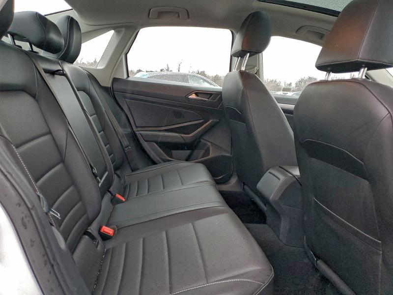 Фото 10 - VOLKSWAGEN JETTA