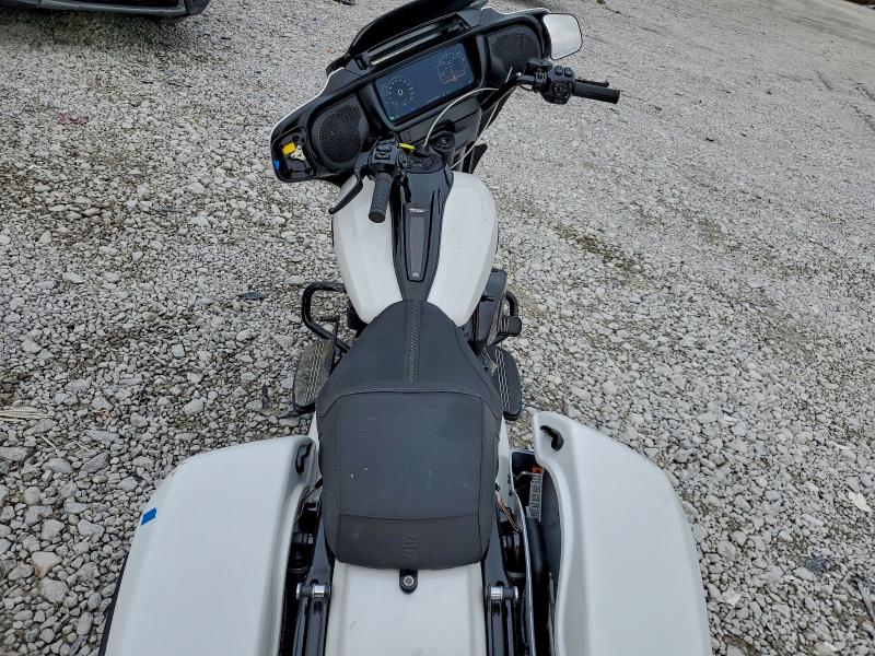 HARLEY-DAVIDSON FL 2024