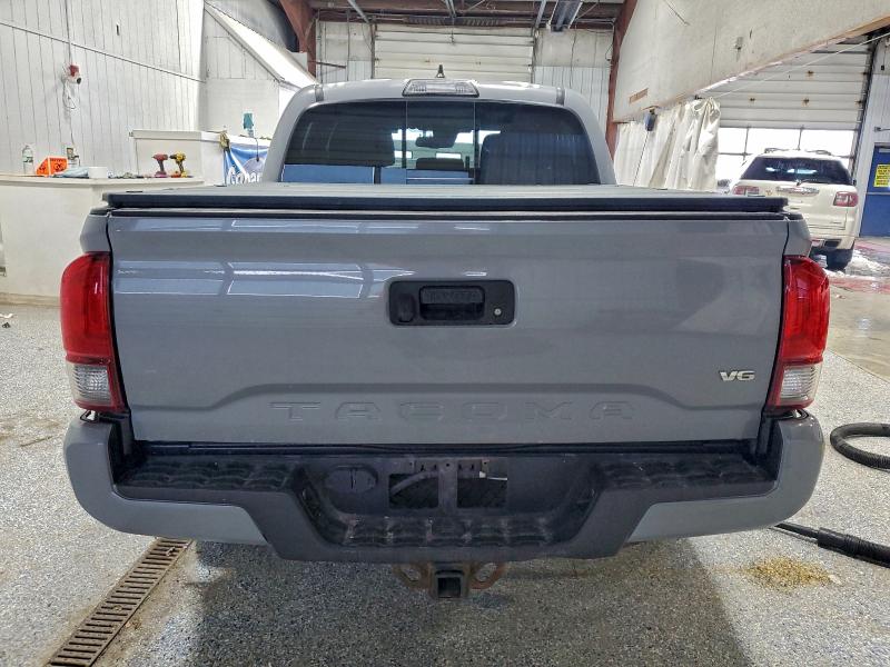 Фото 6 - TOYOTA TACOMA