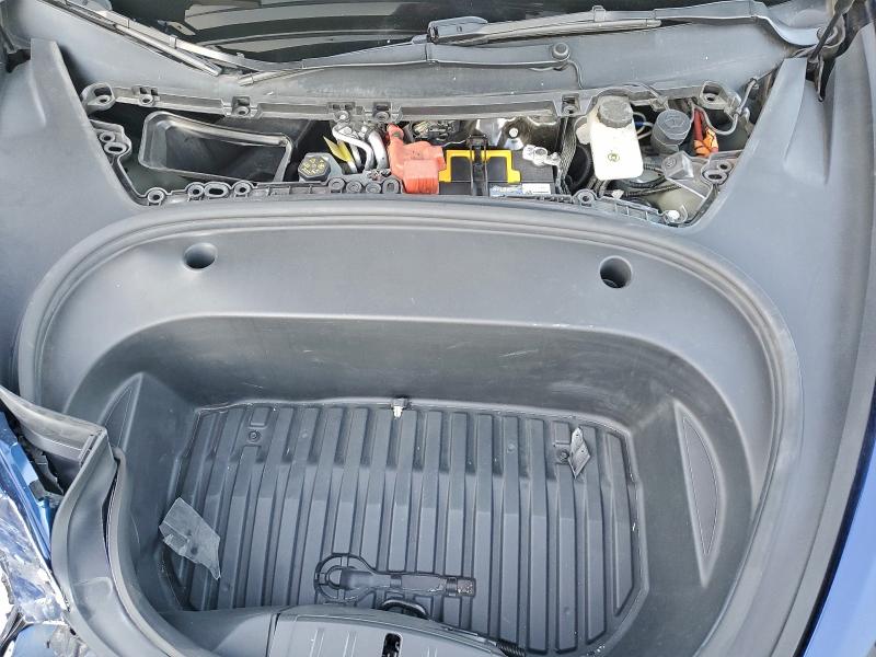 Фото 11 - TESLA MODEL 3