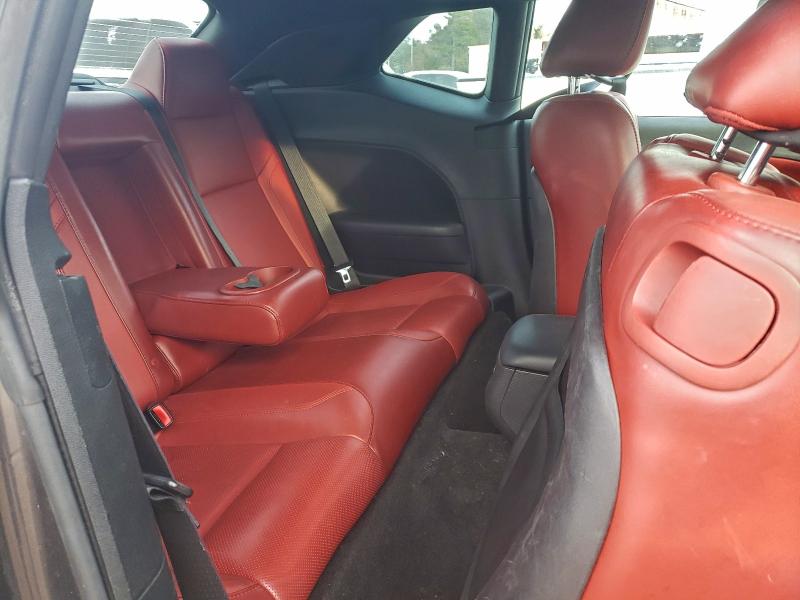 Фото 10 - DODGE CHALLENGER